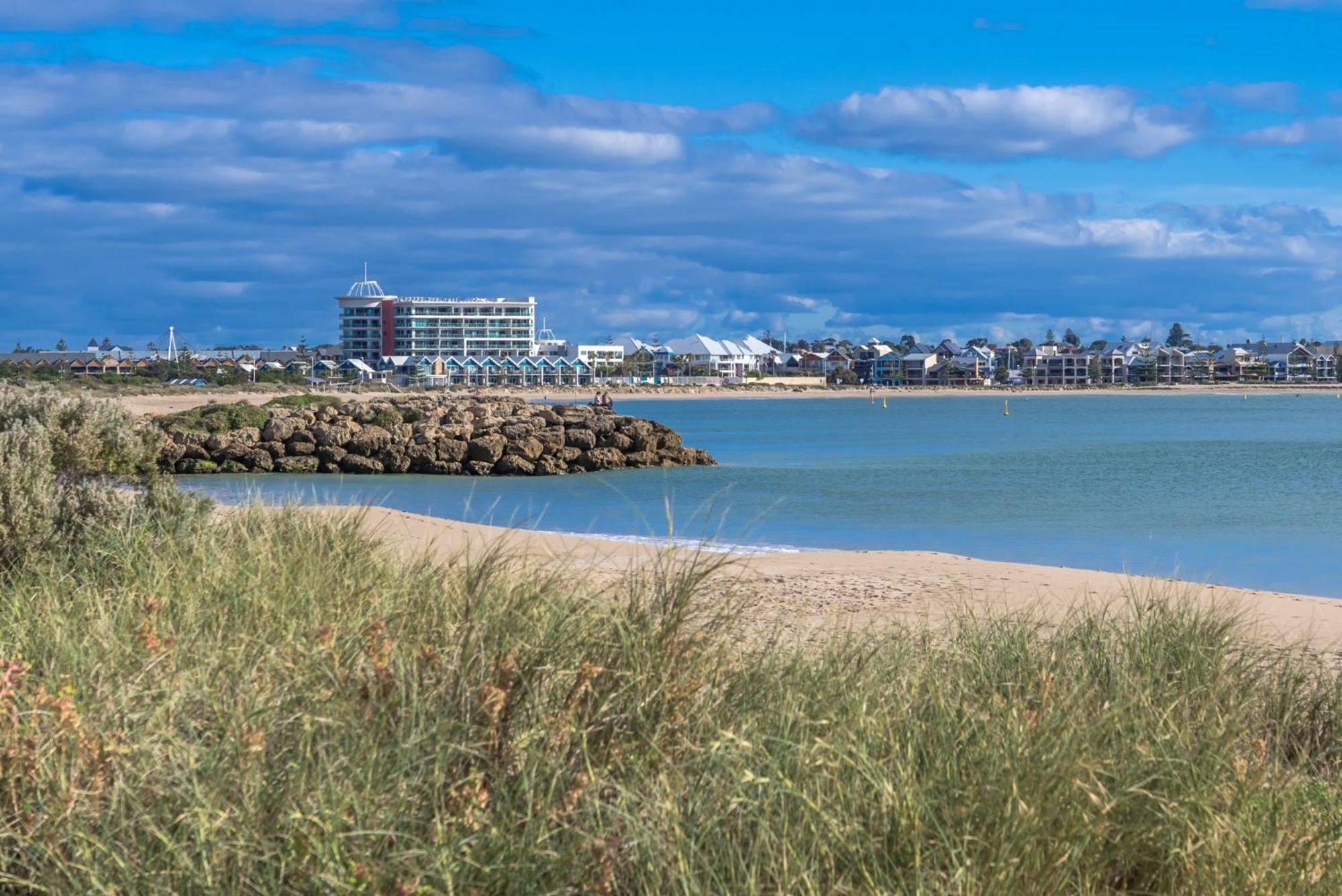 Beam5 - Sandy Retreat: Your Perfect Beach Getaway In Silversands Villa Mandurah Dış mekan fotoğraf